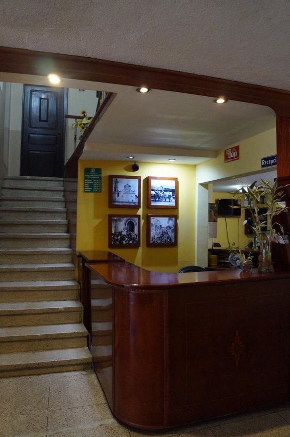 Hostal Pucara Loja Eksteriør billede
